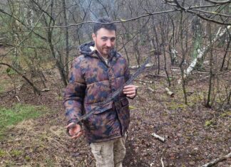 Polska przedwojenna szabla odkryta w lesie pod Włocławkiem Polska szabla wz.34