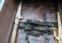 Historia depozytu broni V Wileńskiej brygady AK (GALERIA) Pistolety maszynowe STEN - depozyt V Wileńskiej brygady AK