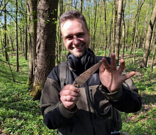 Liczący 3,5 tys. lat sztylet odkryto pod Krasnymstawem (GALERIA) Sztylet z epoki brązu odkryty przez Stowarzyszenie Historyczno-Poszukiwawcze ,,Wolica”