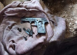 Broń ostatniego Żołnierza Wyklętego odnaleziona w skrytce (GALERIA) Pistolet Lalusia Marka Franczaka