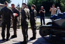 Pogrzeb Nieznanego Żołnierza Wojska Polskiego z 32 Dywizjonu Pancernego z Grodna (GALERIA) Uroczystości pogrzebowe Nieznanego Żołnierza