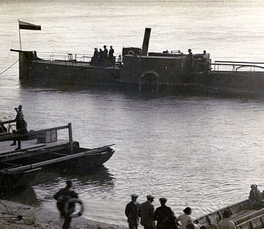 Rzeka odsłania swoje sekrety- niesamowite znalezisko na dnie Narwi (GALERIA)