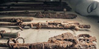 Niesamowite odkrycie depozytu z września 1939 r. w Twierdzy Modlin (GALERIA) Wydobyty depozyt broni fot. zbiory SHB Triglav