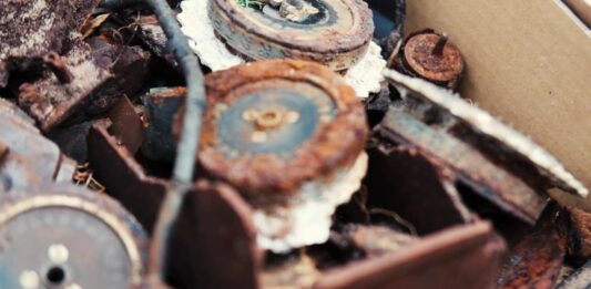 Fundacja Latebra z Gdańska odnalazła fragmenty maszyny szyfrującej Enigma! fragmenty enigmy