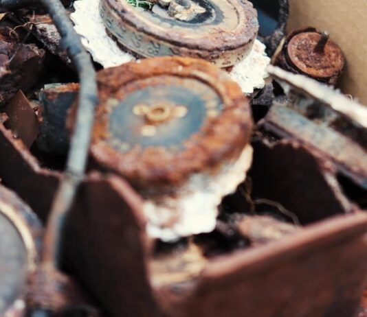 Fundacja Latebra z Gdańska odnalazła fragmenty maszyny szyfrującej Enigma! fragmenty enigmy