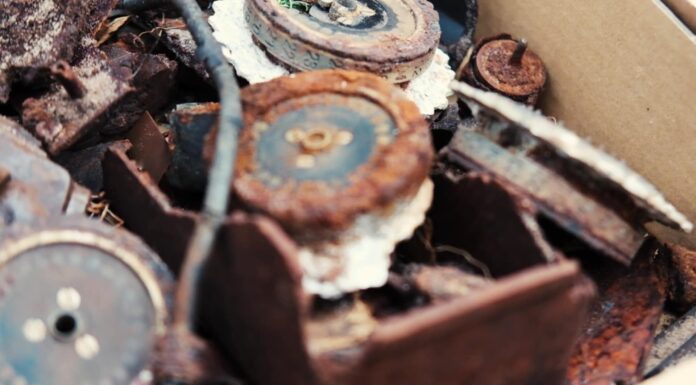 Fundacja Latebra z Gdańska odnalazła fragmenty maszyny szyfrującej Enigma! fragmenty enigmy