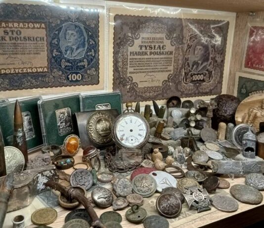 Rozmowa z Dariuszem Kucharskim – Prezesem Stowarzyszenia „Tropem Historii” kolekcja-banknotow-3