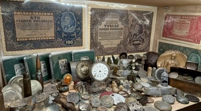 Rozmowa z Dariuszem Kucharskim – Prezesem Stowarzyszenia „Tropem Historii” kolekcja-banknotow-3