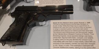 Oxford. Pistolet VIS od Thames Valley Police