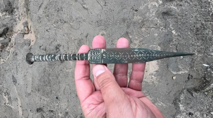 Sztylet sprzed tysięcy lat? (AKTUALIZACJA) Sztylet odnaleziony nad Bałtykiem