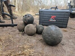 Kołobrzeg. Poszukiwacze ruszyli śladami po wojnie siedmioletniej (GALERIA) Kule armatnie i moździerzowe granaty