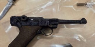 „Luger” zabezpieczony u 42-latka przez służby "Luger" zabezpieczony przez policję z Gliwic fot. policja.gov.pl