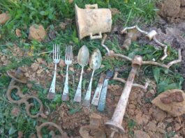 Pożydowski depozyt odkryty podczas badań archeologicznych! (GALERIA) srebro z piwnicy