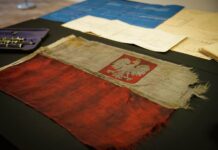 Odnaleziono sztandar Flotylli Pińskiej! (GALERIA) Bandera Flotylli Pińskiej