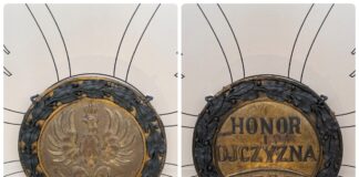 Tarcze z Grobu Nieznanego Żołnierza powróciły do Warszawy! Tarcze z Grobu Nieznanego Żołnierza w Warszawie fot. tarcze wzbogaciły zbiory Muzeum Historii Polski