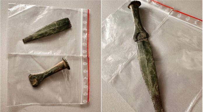 Sztylet z epoki brązu odkryty pod Namysłowem (GALERIA) sztylet znaleziony w dwóch częściach