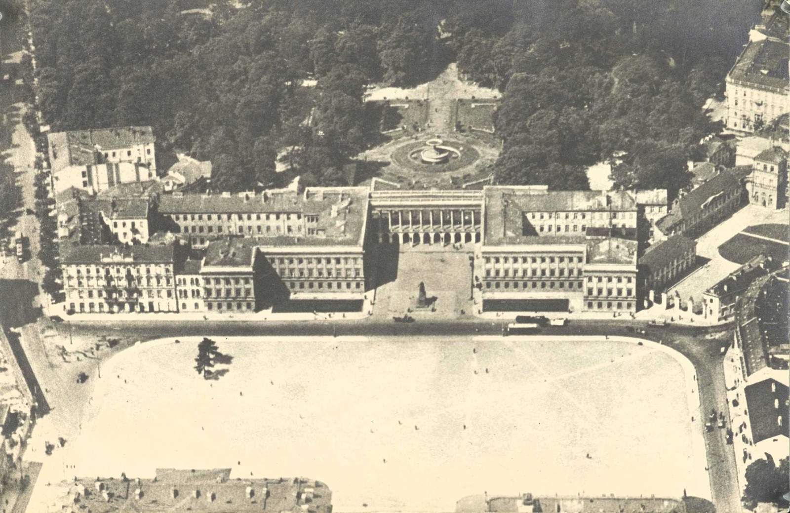 Panteon Narodowej Pamięci. 100 lat Grobu Nieznanego Żołnierza (FILM +GALERIA)