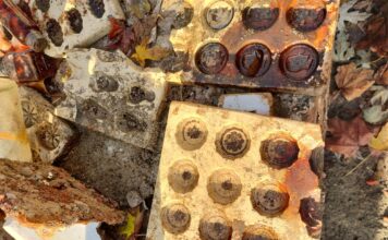 Niezwykłe artefakty po przedwojennej fabryce czekolady odkryte w Warszawie (GALERIA) foremki do czekoladek