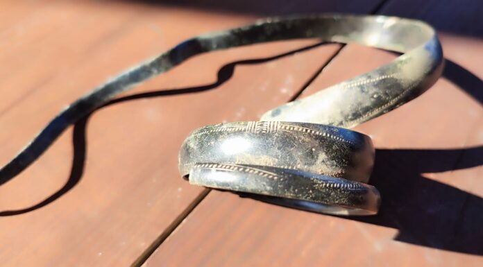 Spiralna zdobiona bransoleta z epoki brązu odnaleziona na Jurze! (GALERIA) bransoleta z epoki brązu