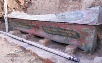 Sarkofag Johanna Wincklera – Burmistrza Lubania z XVII w. (GALERIA) profesjonalne-pomiary-archeologiczne-1