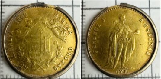 Złoty dukat z czasów Austro-Węgier odkryty pod Bochnią (GALERIA) Złoty dukat Franciszka Fózefa I