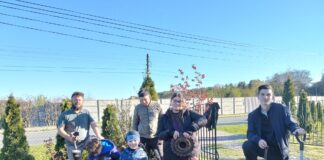 Sensacyjne odkrycie w Świerczowie! Legenda o czołgu w ogródku okazała się prawdą! (GALERIA) Czołg T34 odkryty w ogródku