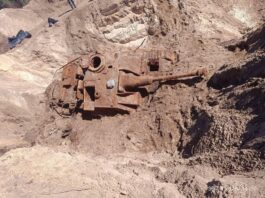 Działo szturmowe StuG III G odkryte przy lotnisku w Nordholz (GALERIA) Sturmgeschütz III (StuG III) – działo pancerne