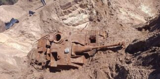 Działo szturmowe StuG III G odkryte przy lotnisku w Nordholz (GALERIA) Sturmgeschütz III (StuG III) – działo pancerne